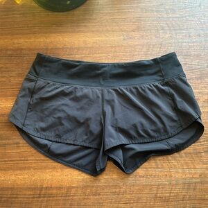 Lululemon Speed Up Low-Rise Lined Shorts